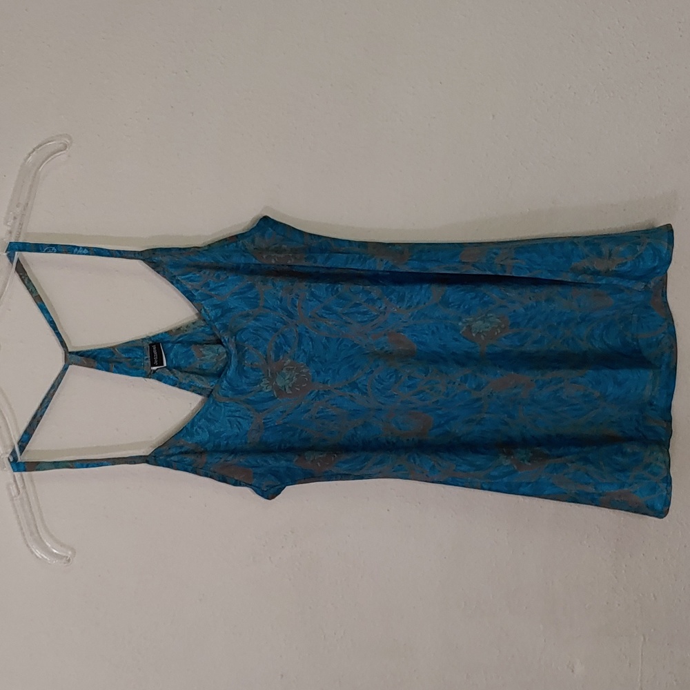 Jedzebel Women's Size S/M Silk/Rayon Blend Tank
